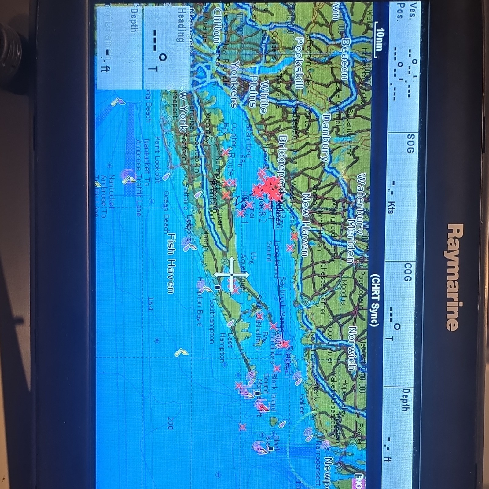 Raymarine E700012 Working Missing Plastics