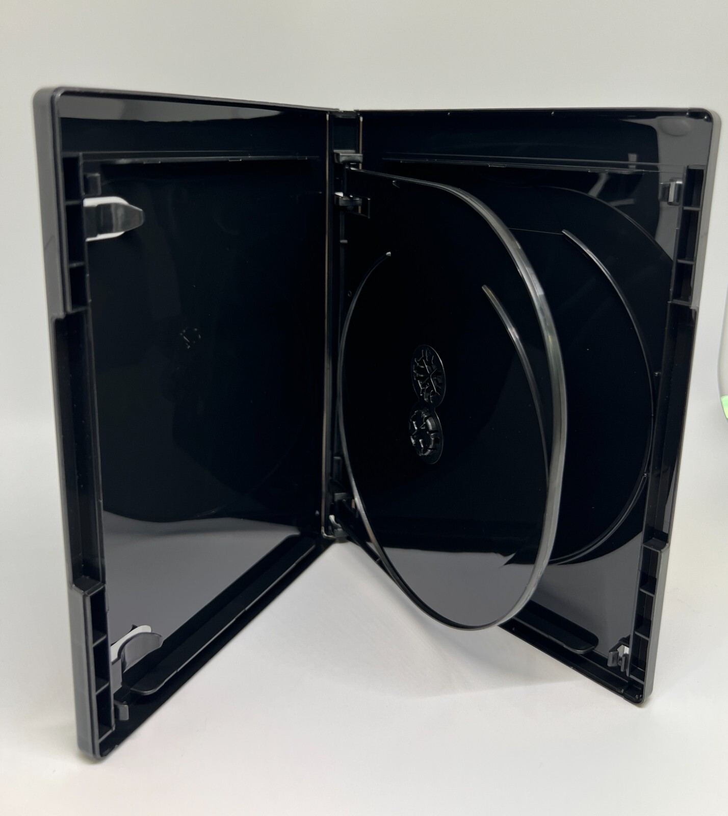 3 PCS NEW TOP QUALITY 14MM 4K ULTRA HD TRIPLE MULTI-3 BLURAY CASE, BLACK, QJ300