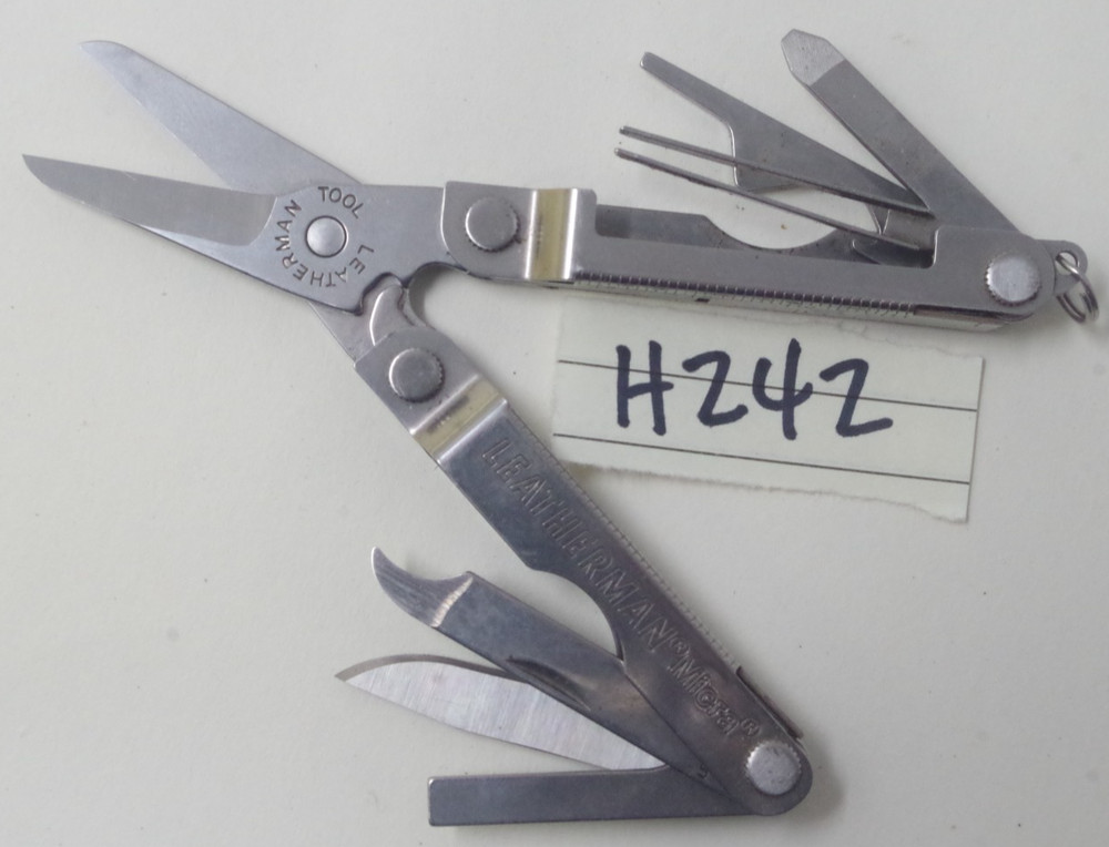 Leatherman Micra Multi-Tool Keychain Pocket Knife Scissors - TSA Auction