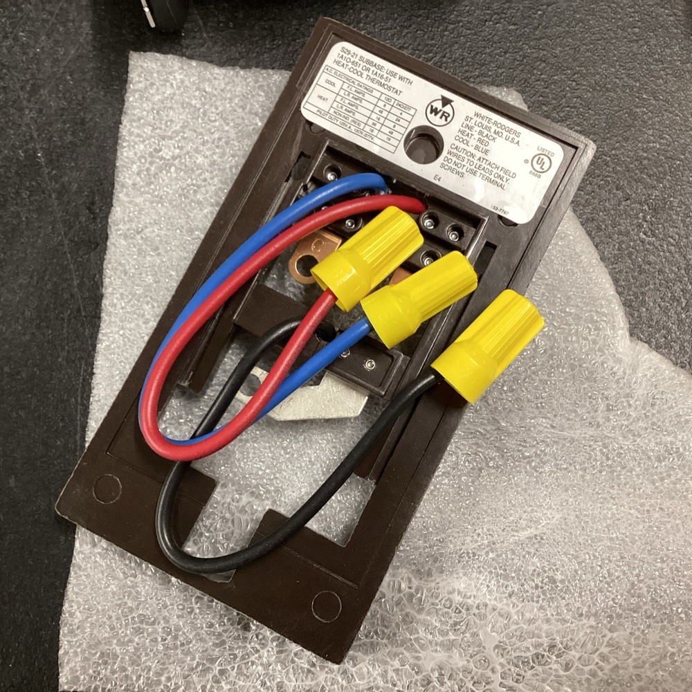 S29-21 Sub base Heat Off Cool Switch