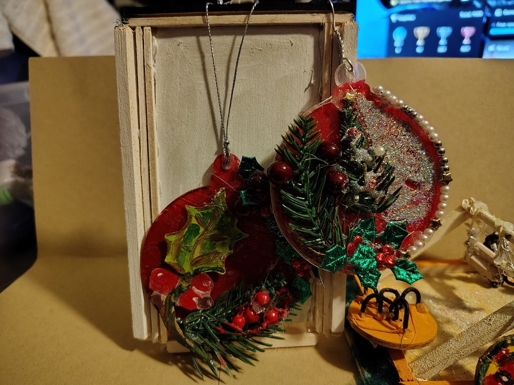 Handmade Jewelry, Decorations And Mini Sets
