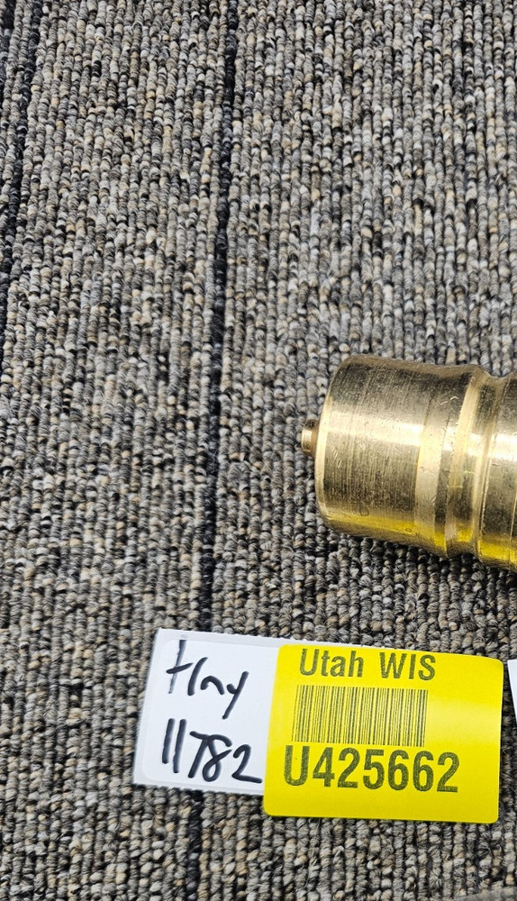 Parker BH8-61 Interchangeable Hydraulic Quick Coupling (Nipple/Plug) - Brass