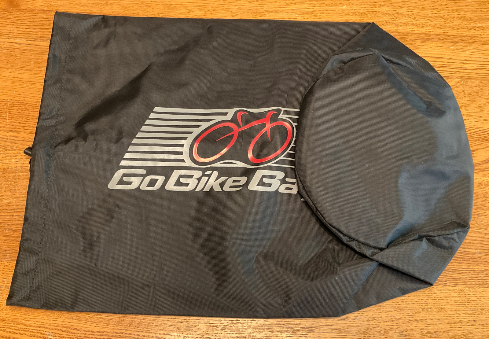 GoBike Single Wheel Bag for 1 Road Bicycle Wheel 27” - 700c w/ matching gear bag
