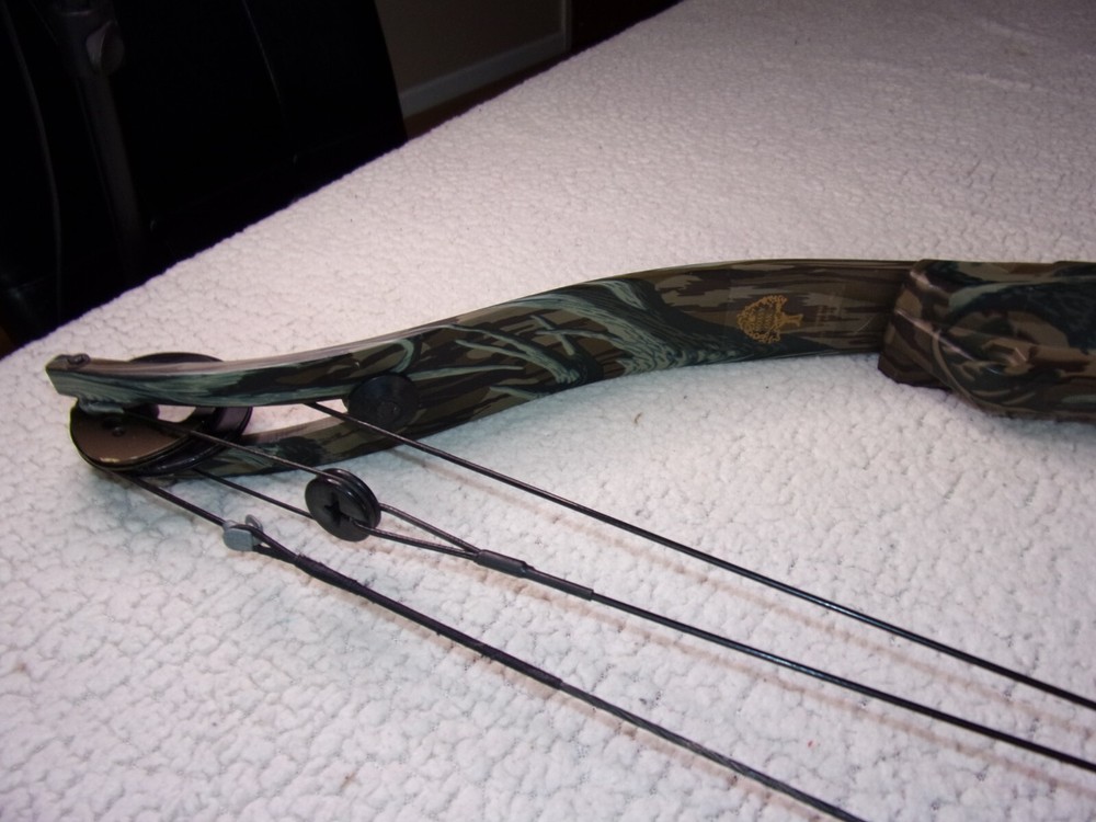 Golden Eagle Hawk System Compound Bow