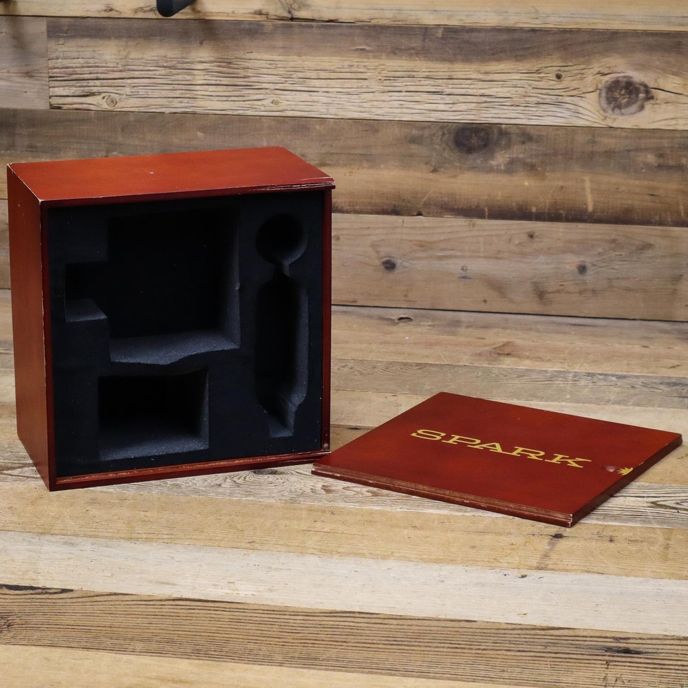 Blue Microphones Spark Wood Storage Box Case Protective U238539