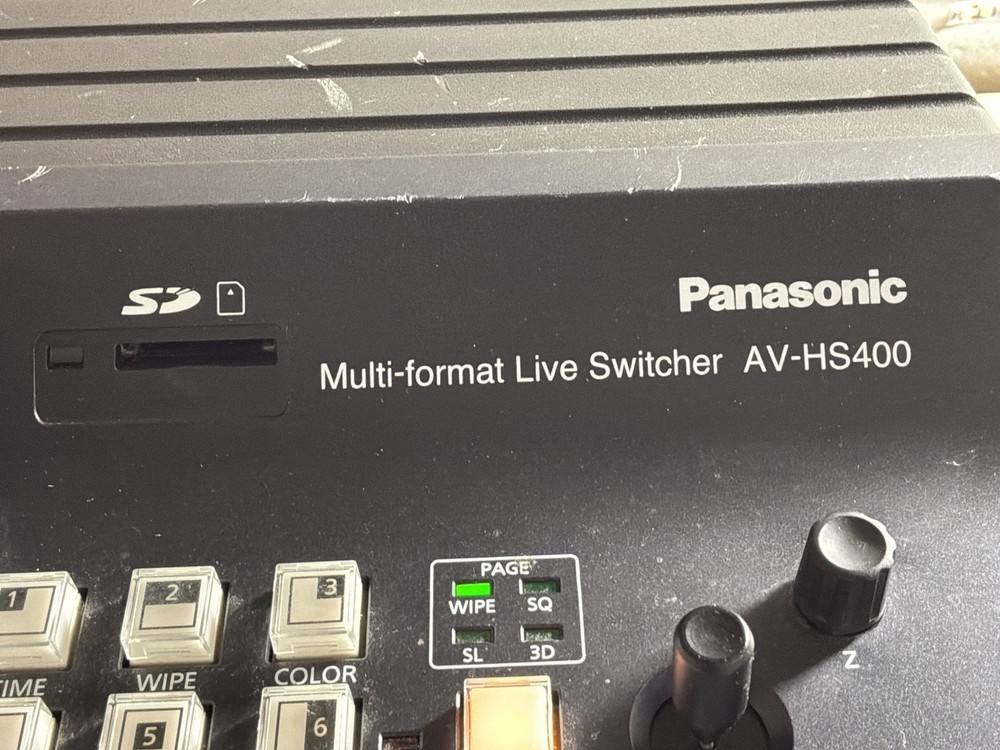 panasonic av-HS-400N SWITCHER PREOWNED/ Missing Some Button Covers /JUA3372