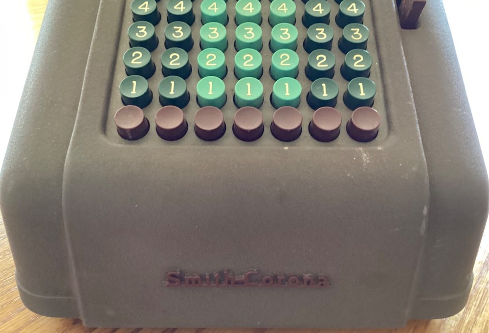 Smith & Corona Hand Crank Adding Machine, Vintage model