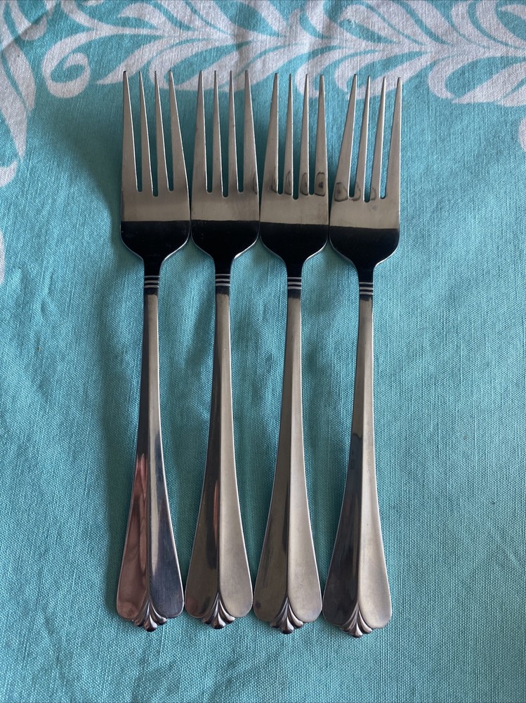 4 Pcs Rogers Co Country Shell Dinner Forks Stainless Flatware