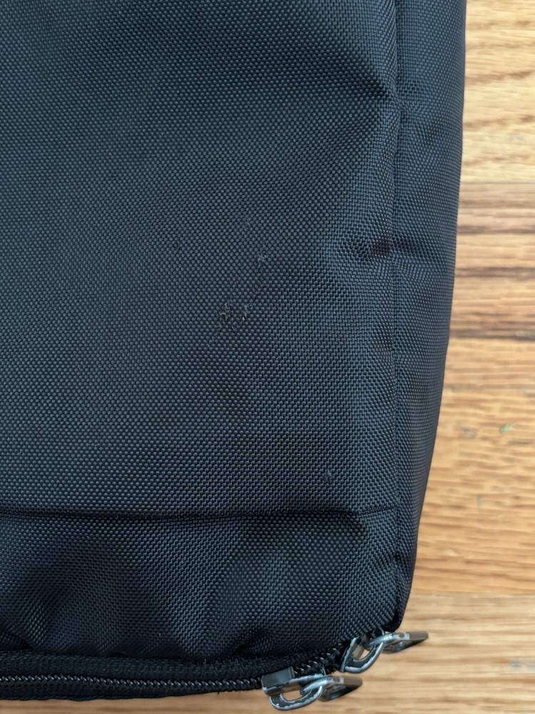 Case Logic Cassette Carrying Case Nylon