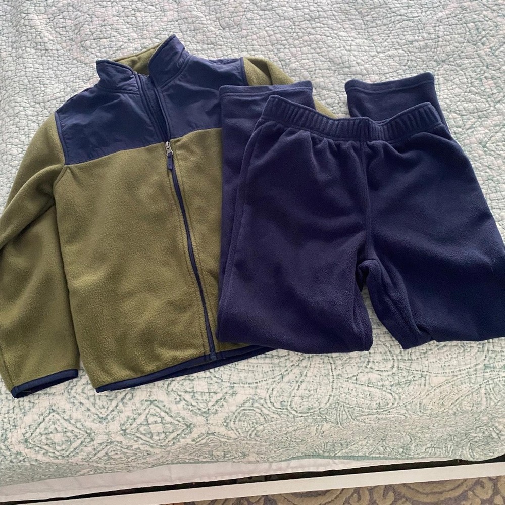 Boys fleece set