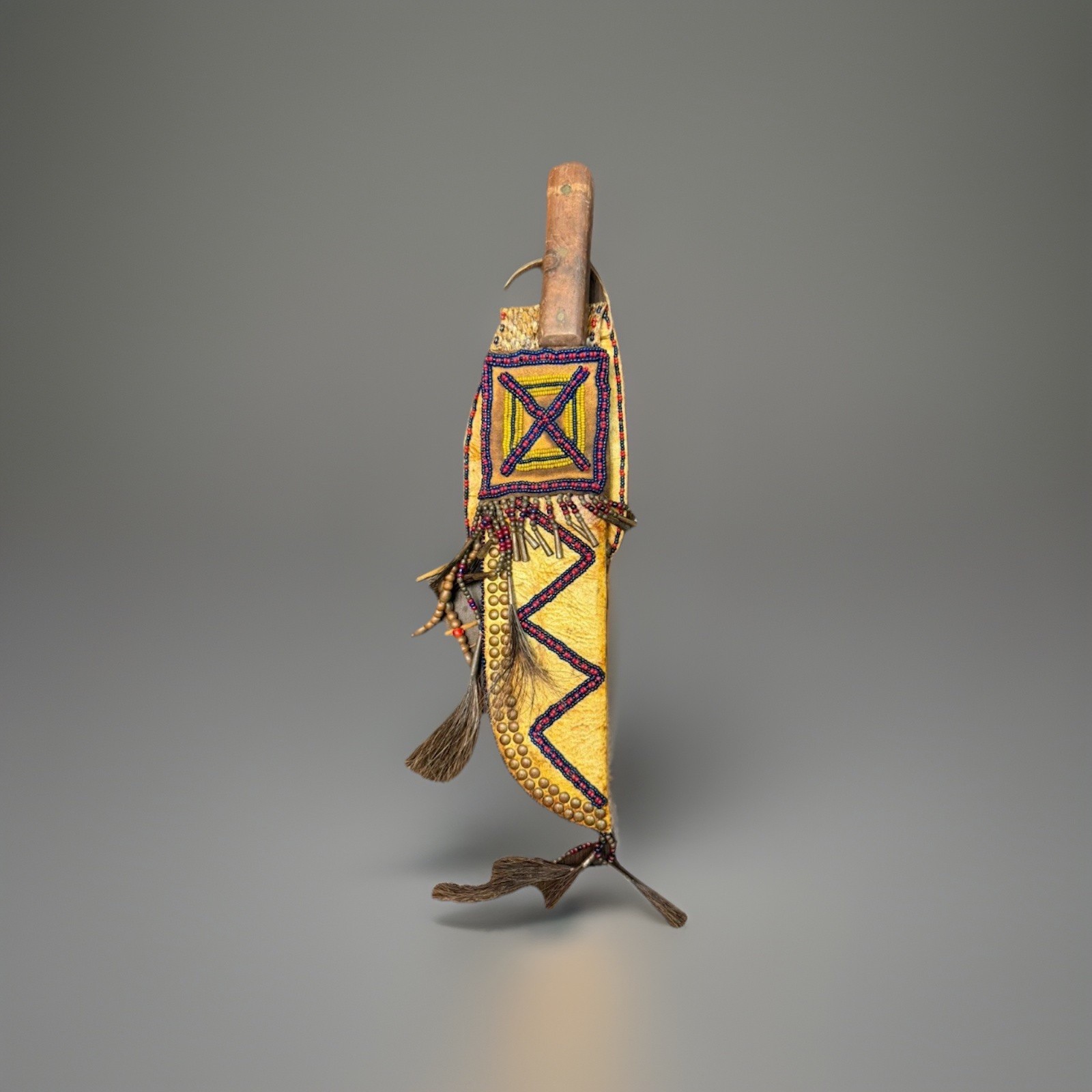 Vintage Native American Indian Leather Knife With Alligator Skin -pre-owned