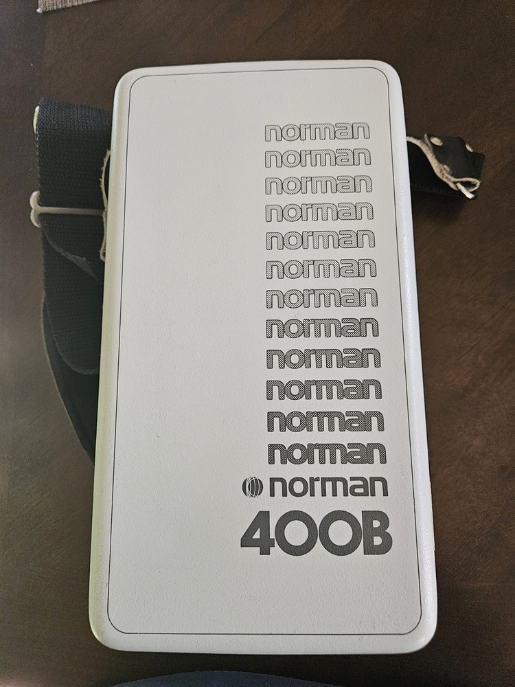 Norman 400B  Norman Lighting  Norman Studio Flash Untested