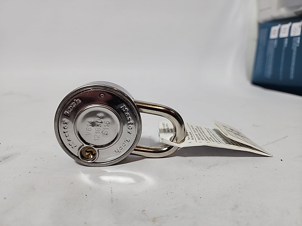 Master Lock 1525 Combination Padlocks