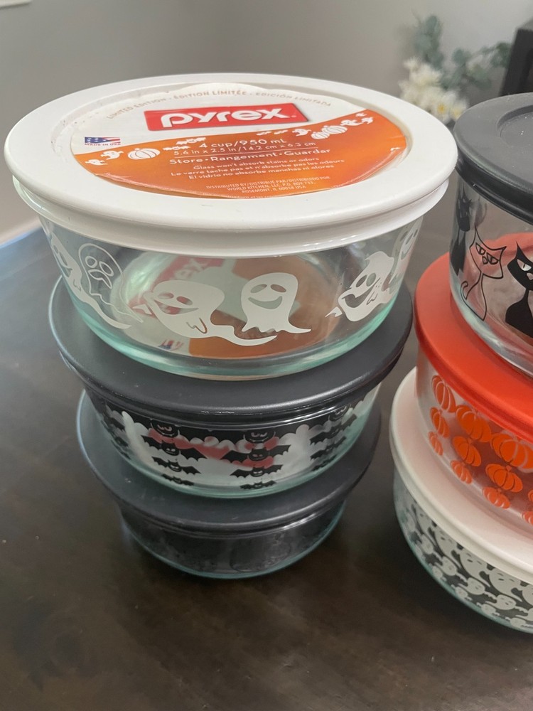 halloween limited edition pyrex
