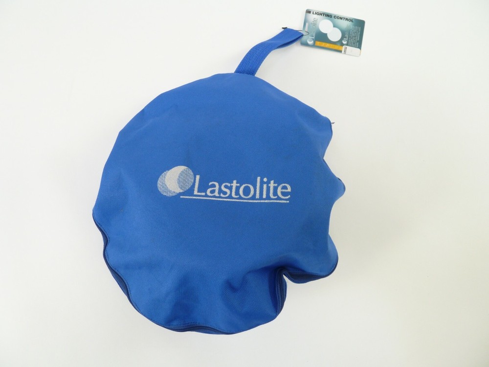 Lastolite EZYVIEW - Large with OEM case and in Excellent working Condition.