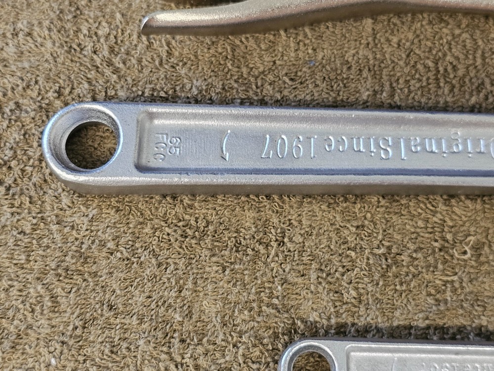 3 Crescent Adjustable Wrench Adjustable Locking Pliers 10" 6" C10S