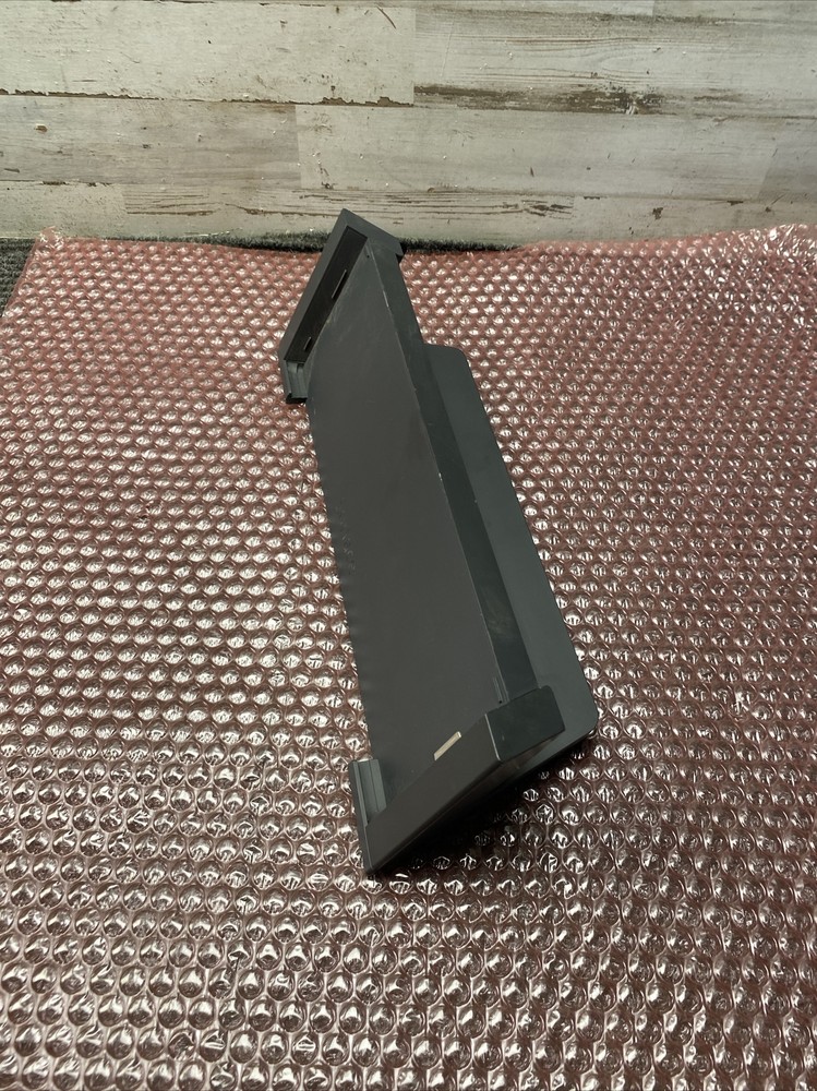 Used MICROSOFT 1664 Docking Station No power cord