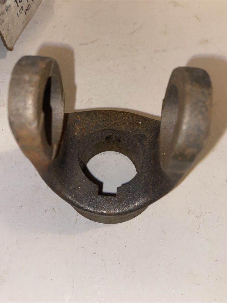 Spicer 10-4-113 PTO End Yoke