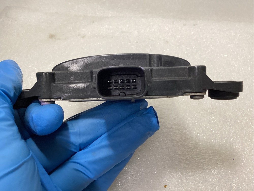 2020-2024 MAZDA 3 REAR LEFT SIDE BLIND SPOT RADAR SENSOR MODULE UNIT OEM