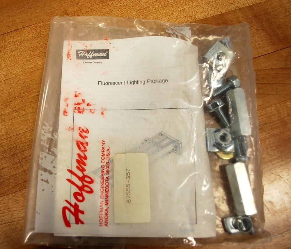 Hoffman A-LF16D18 Florescent Light Fixture - USED