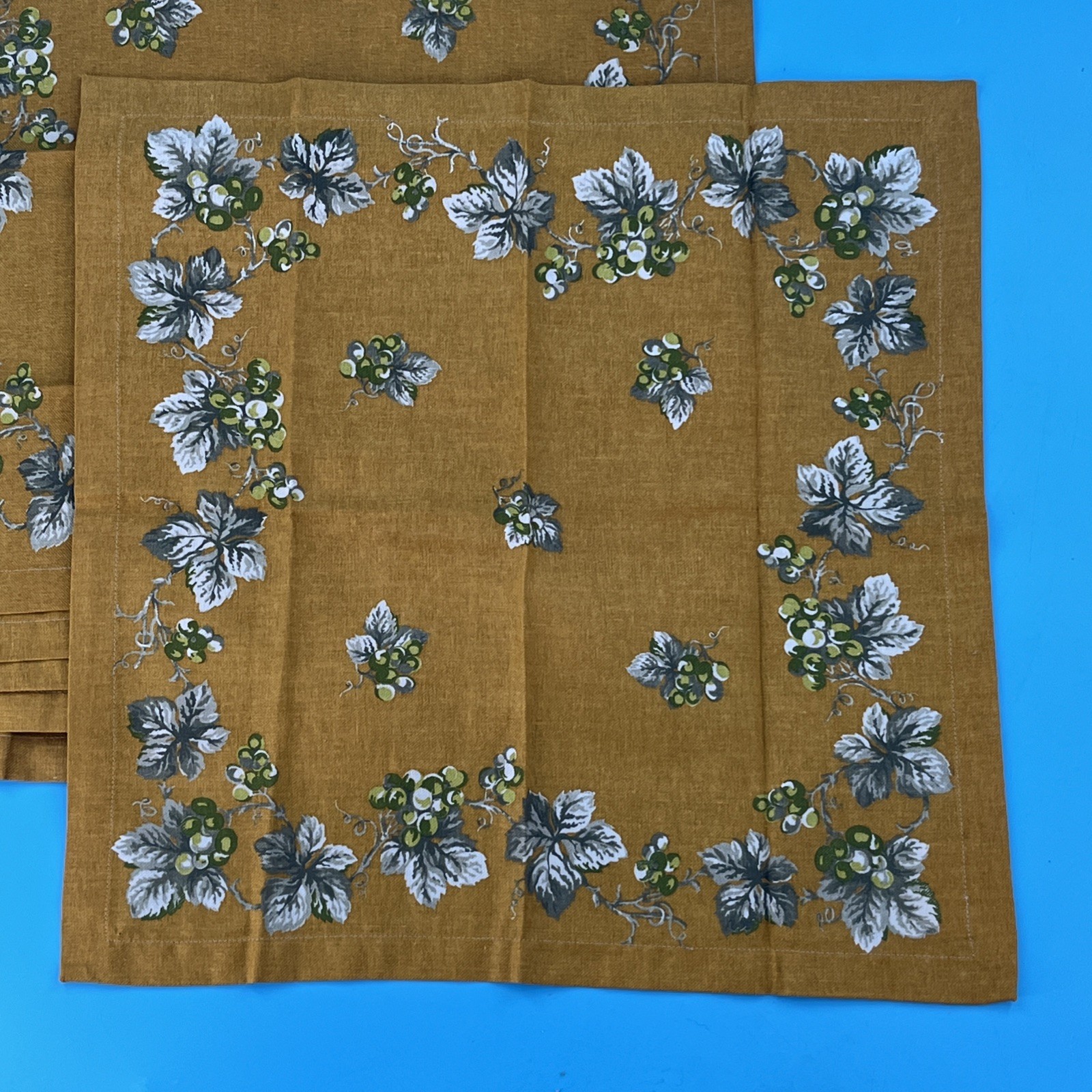 Williams Sonoma Cotton Napkins Set/12 Golden Yellow Green Grapes GREAT Condition