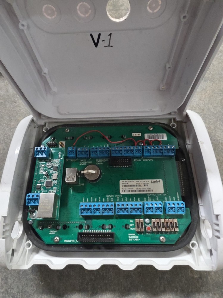 Link4 - Iponic 614 Environmental Controller