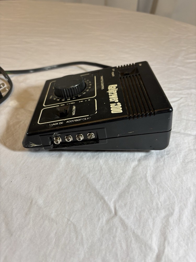 MODEL RECTIFIER RAILPOWER 1300 POWER PACK Throttle Control
