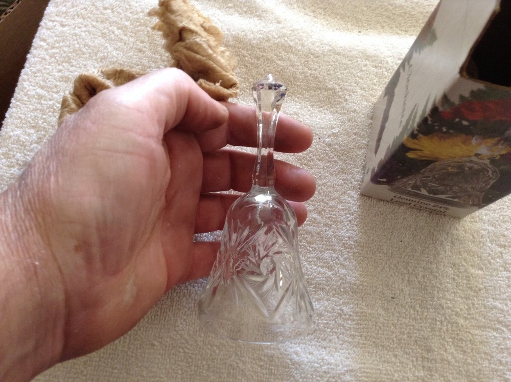 Lead crystal bell