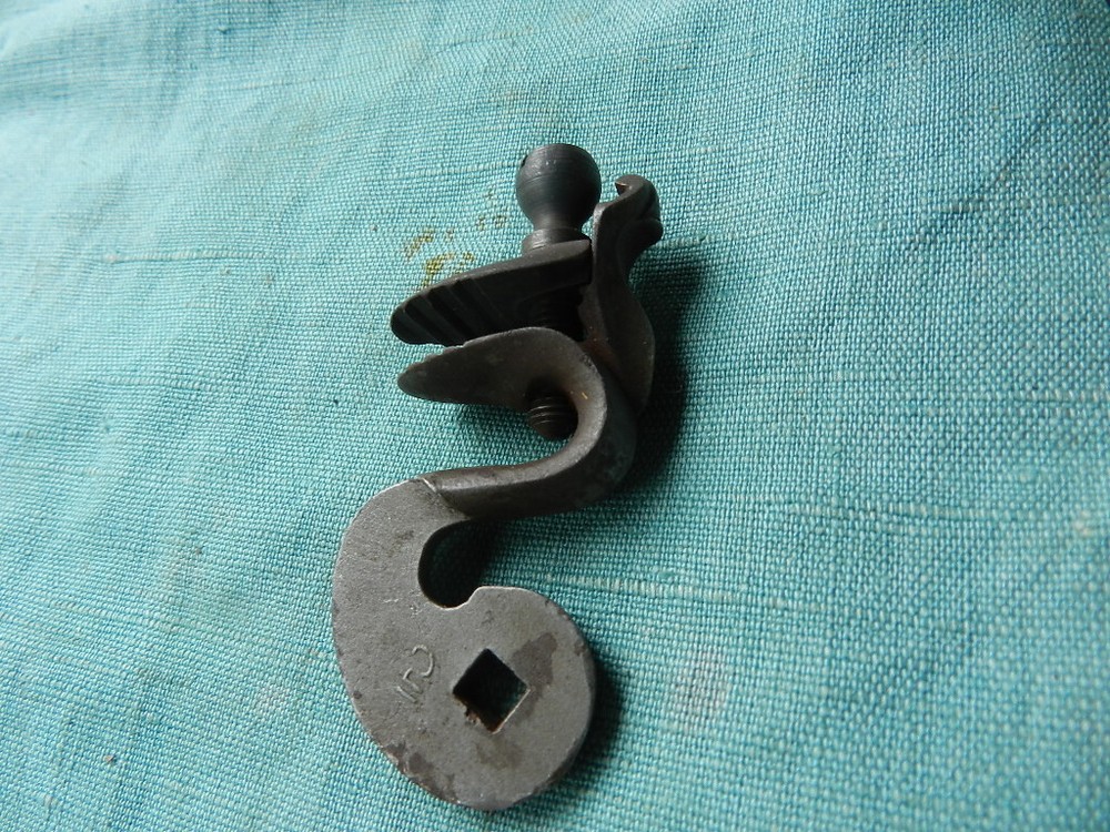 Durs Egg rare flintlock pistol hammer