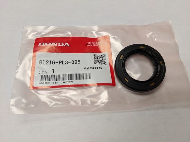 Genuine Honda Manual Transmission Input Shaft Seal 91216-PL3-005