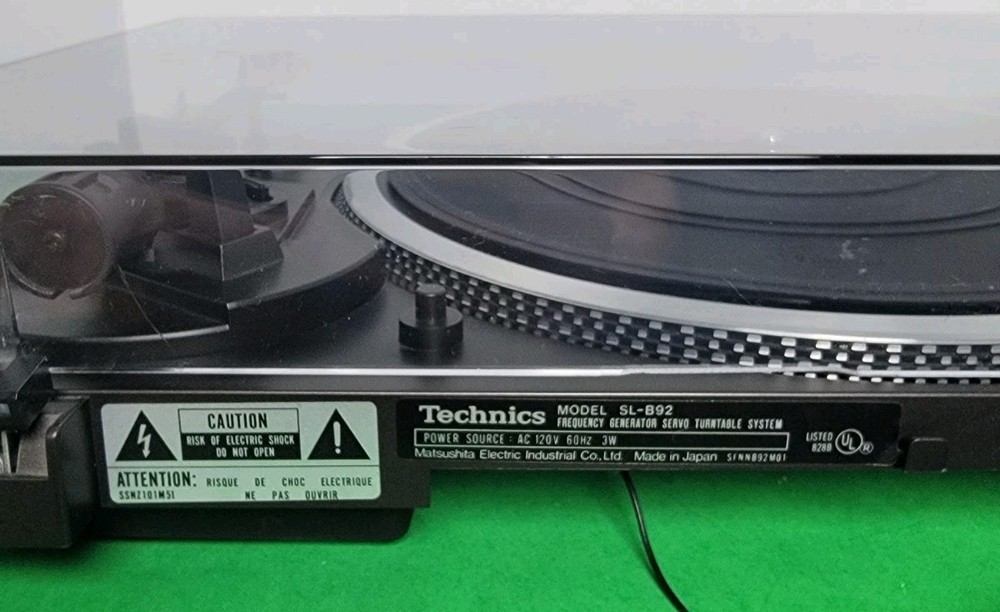 Technics SL-B92 Frequency Generator Servo Automatic Turntable - New Belt & Clean