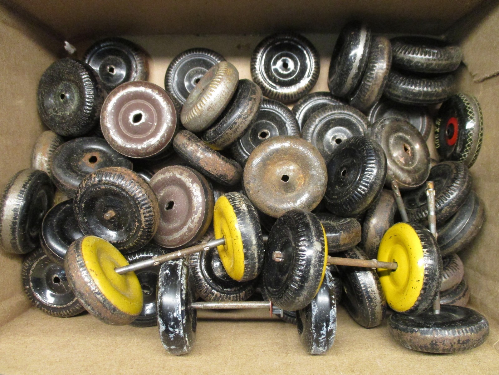 MARX TIRES WHEELS FOR TIN LITHO WINDUP RACE CAR DAIRY WAGON AIRPLANE OTHER TOYS