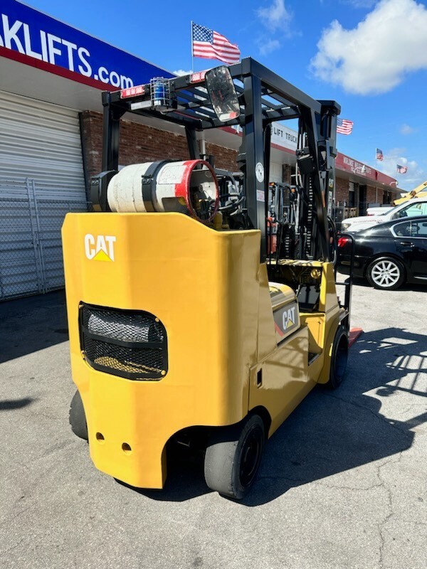 Caterpillar GC40K forklift