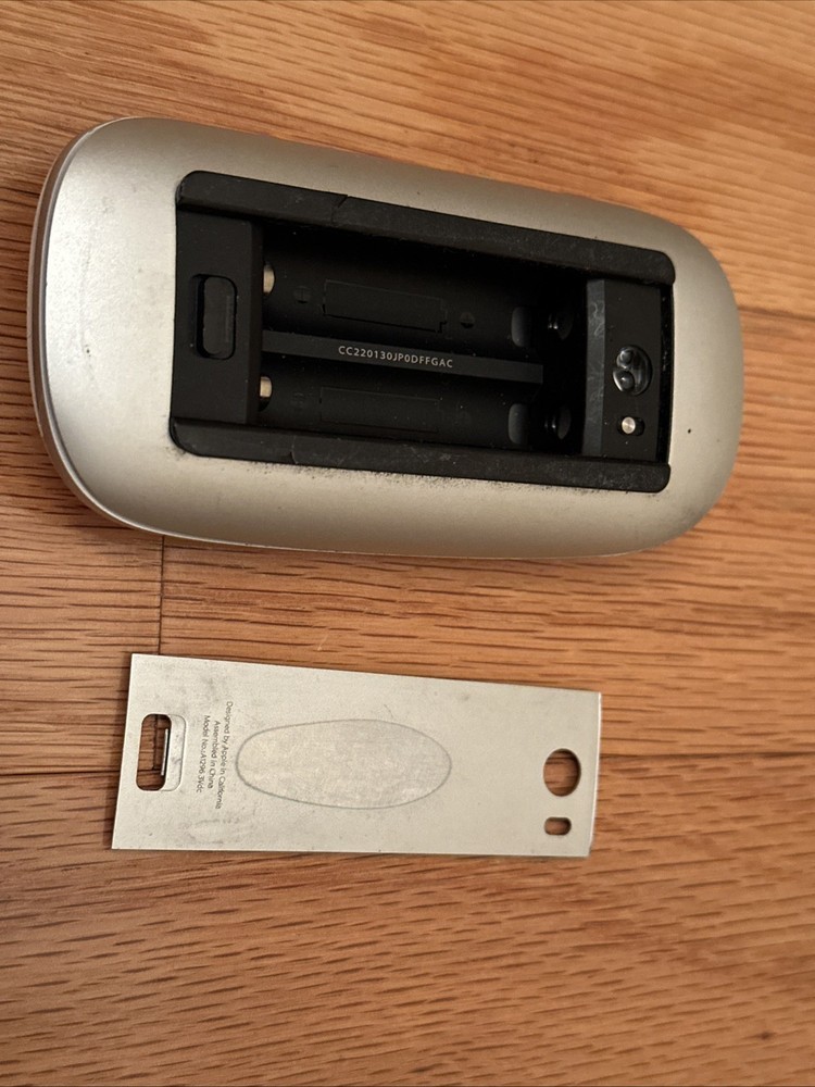 Apple A1296 Wireless Tactile/Multi-Touch Mouse - MB829LL/A