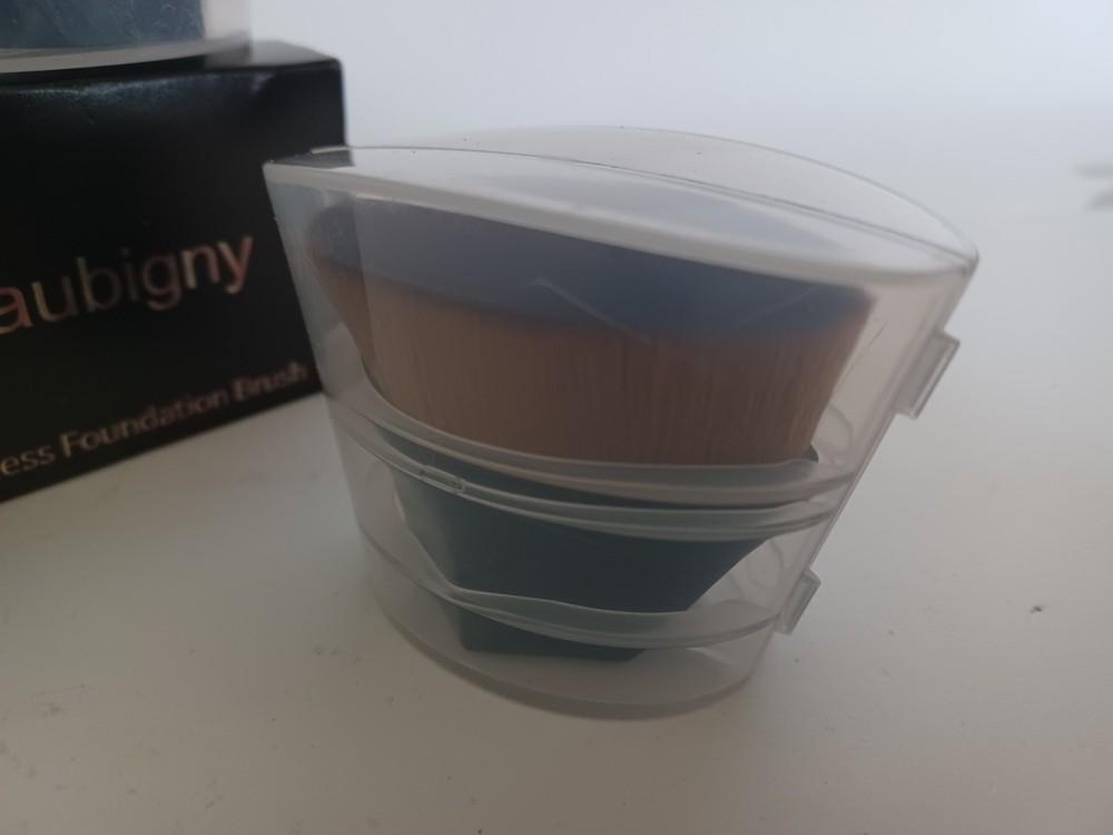 2- Daubigny Flawless Foundation Brush