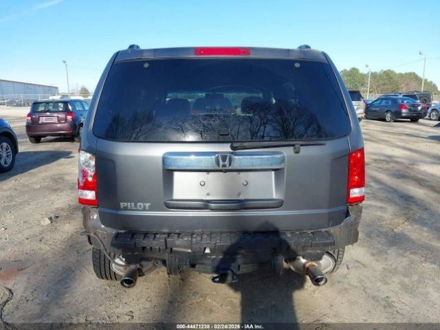 PILOT 2011 Glove Box 5028752