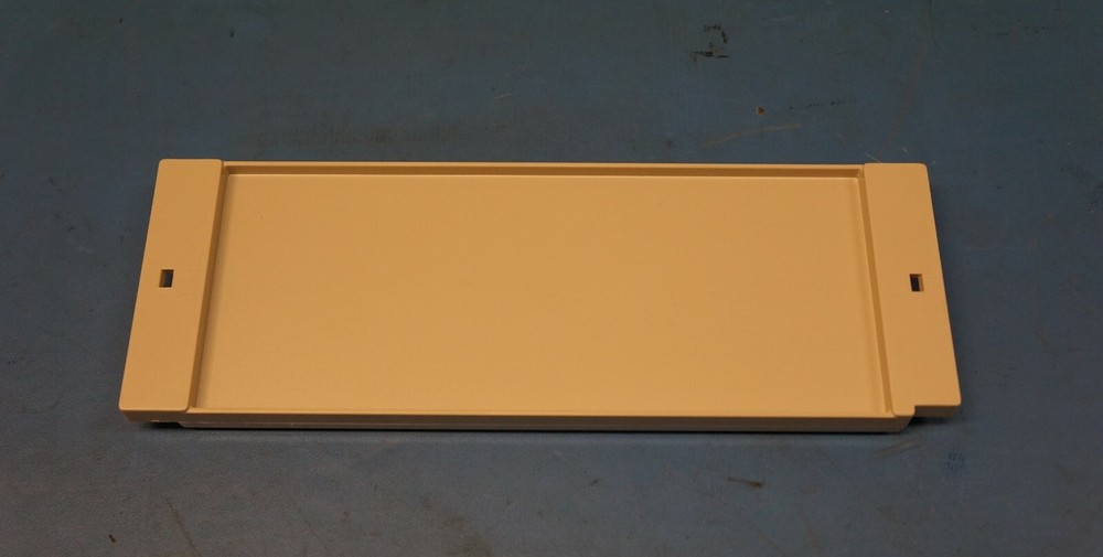 Keysight/Agilent E8400-44306 Plastic Blank Filler Panel