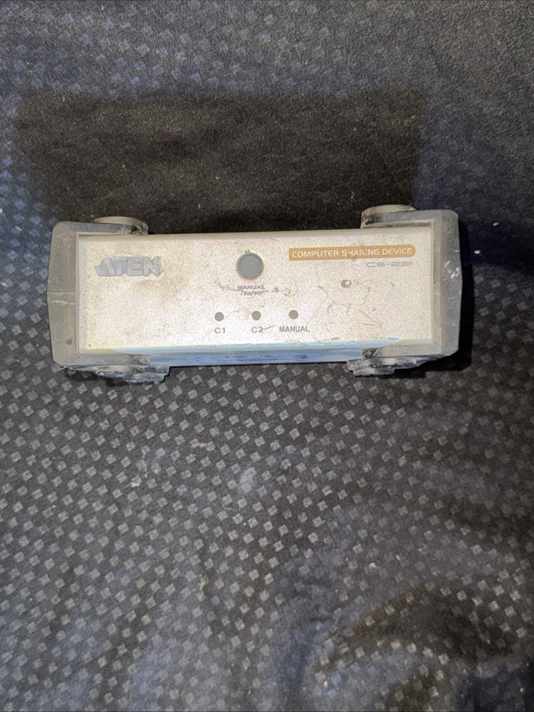 YB11- ATEN Computer Sharing Device CS-231