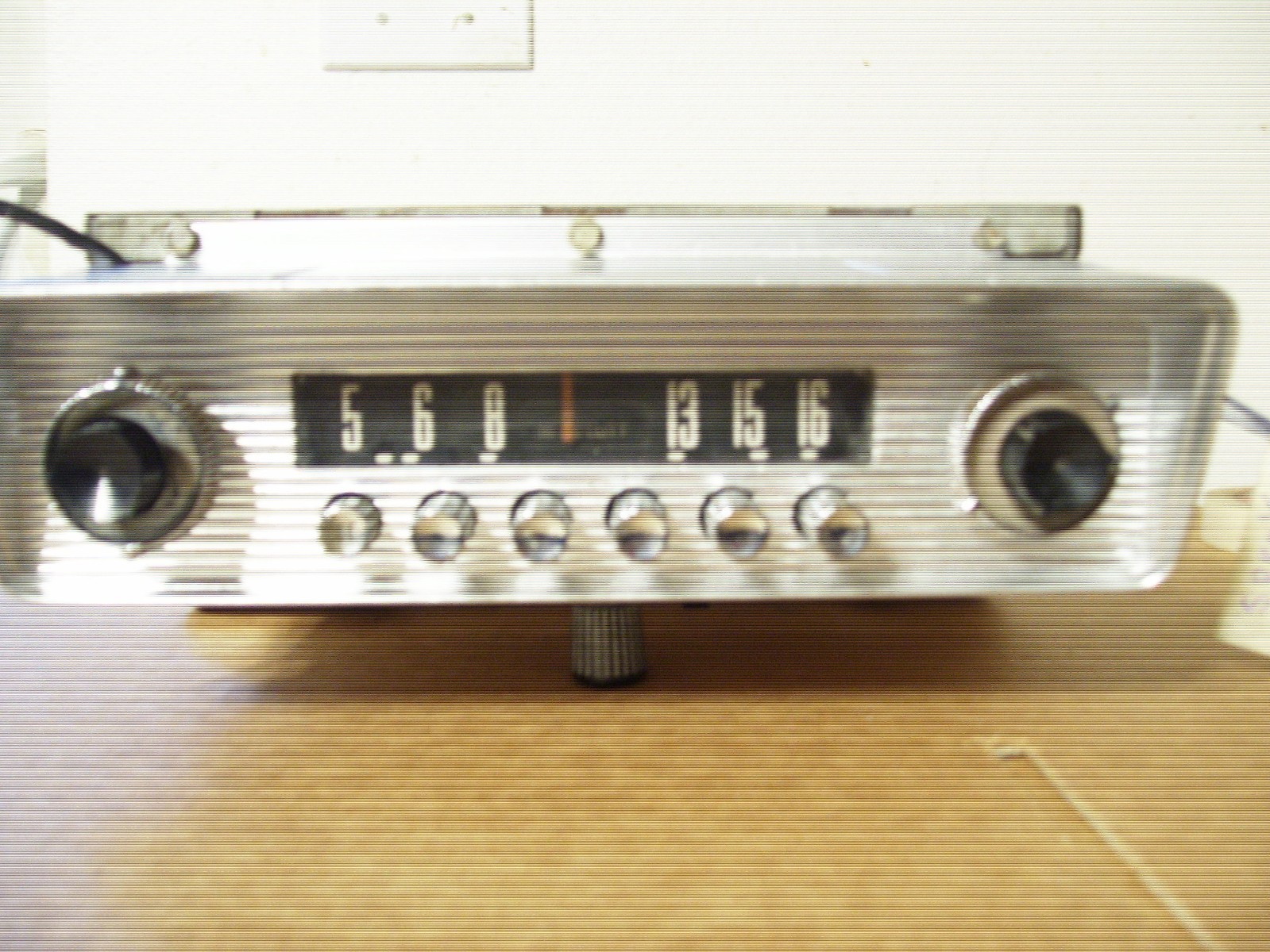 52 53 1952 1953 Ford hifidelity radio good working NICE