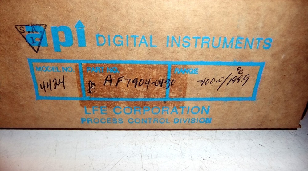 LFE AF7904-0430 Digital Panel Meter Degrees Centigrade