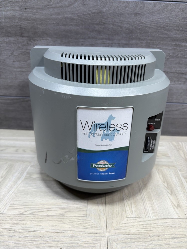 BASE ONLY NO CORD Petsafe RFA-443 Wireless Transmitter Pet System Tested