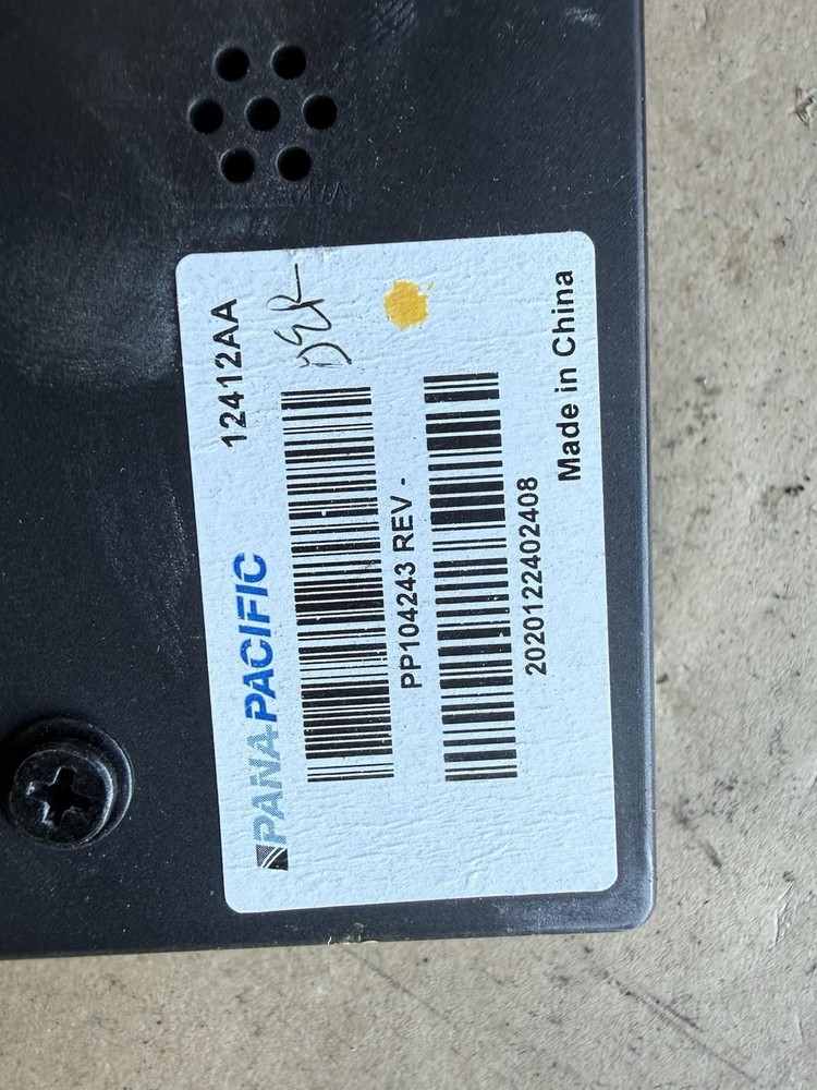 PP104243 PETERBILT ALARM CLOCK DISPLAY PUSH BUTTON