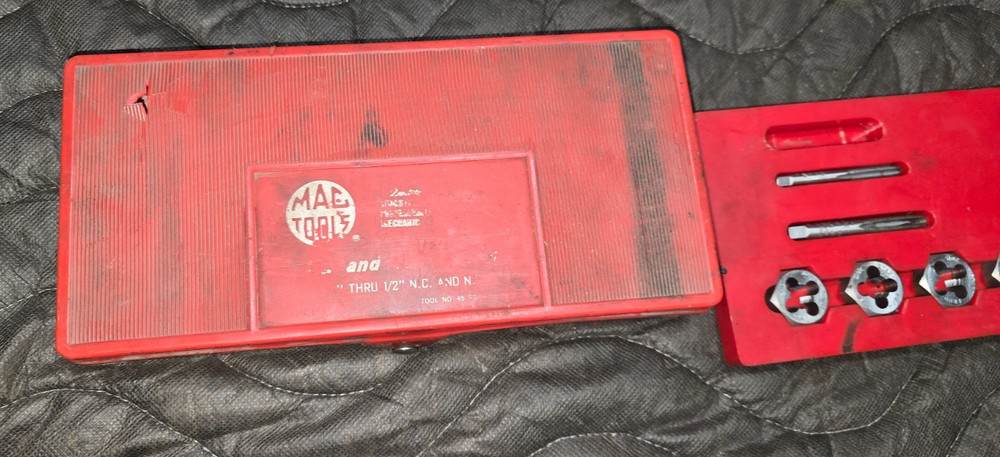 MAC TOOLS Thread Restoring Set - one bit missing