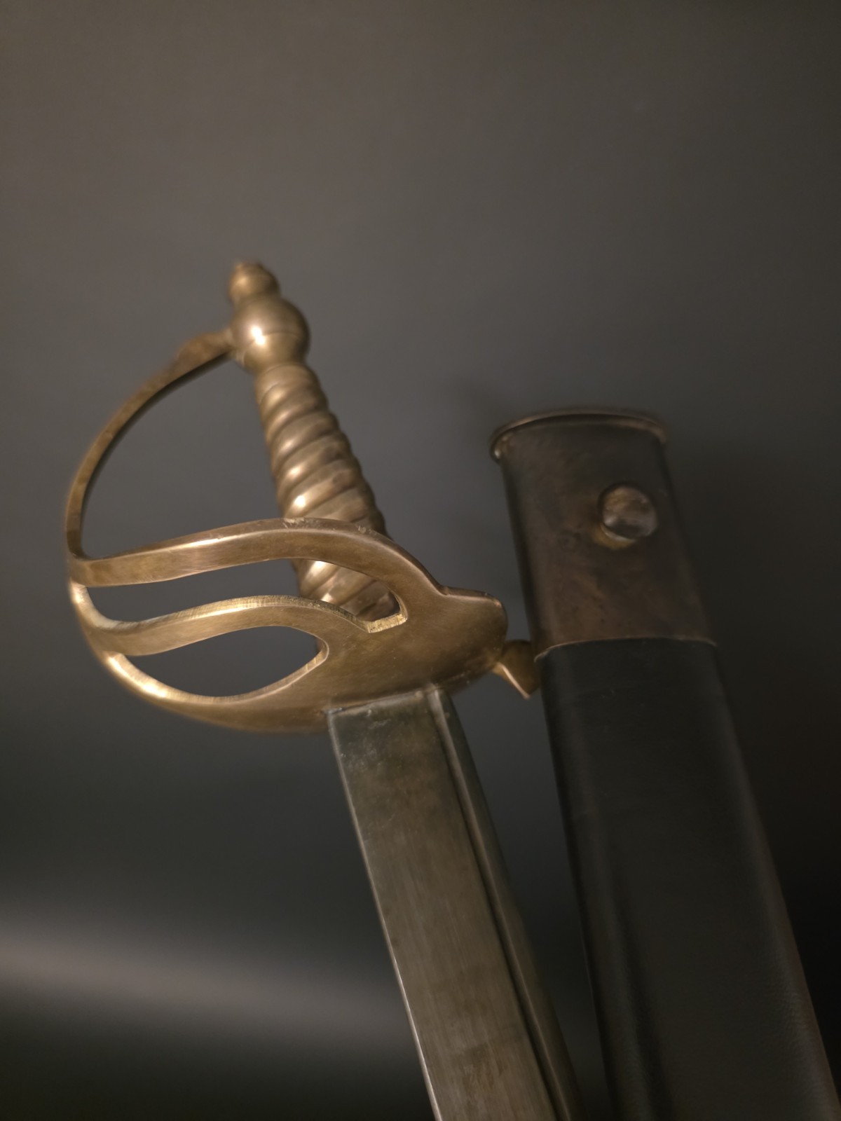 26" Antique Style Officers English Cutlass Hanger Sword Rev War