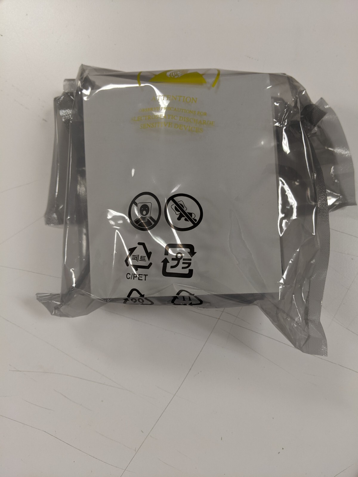 AMD Radeon E9260 MXM 4GB Video Graphics Card / GPU 102-D11702-01 Scientific Only