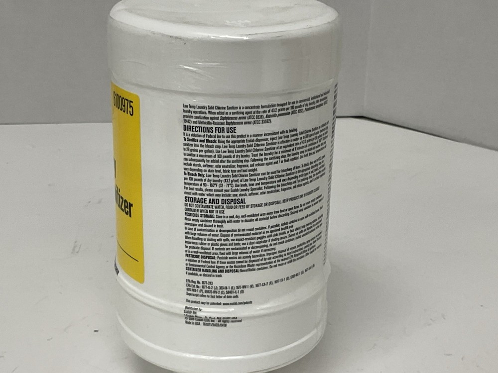 Ecolab 6100975 Low Temp Laundry Solid Chlorine Sanitizer Container 4 lbs