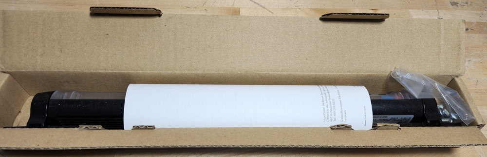 Hoffman NVent CEL550 Compact LED Light 24-240V *PI