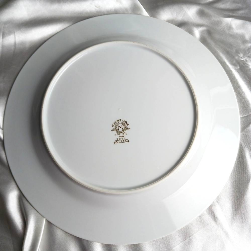 NORITAKE ALICE DINNER SET FOR 4