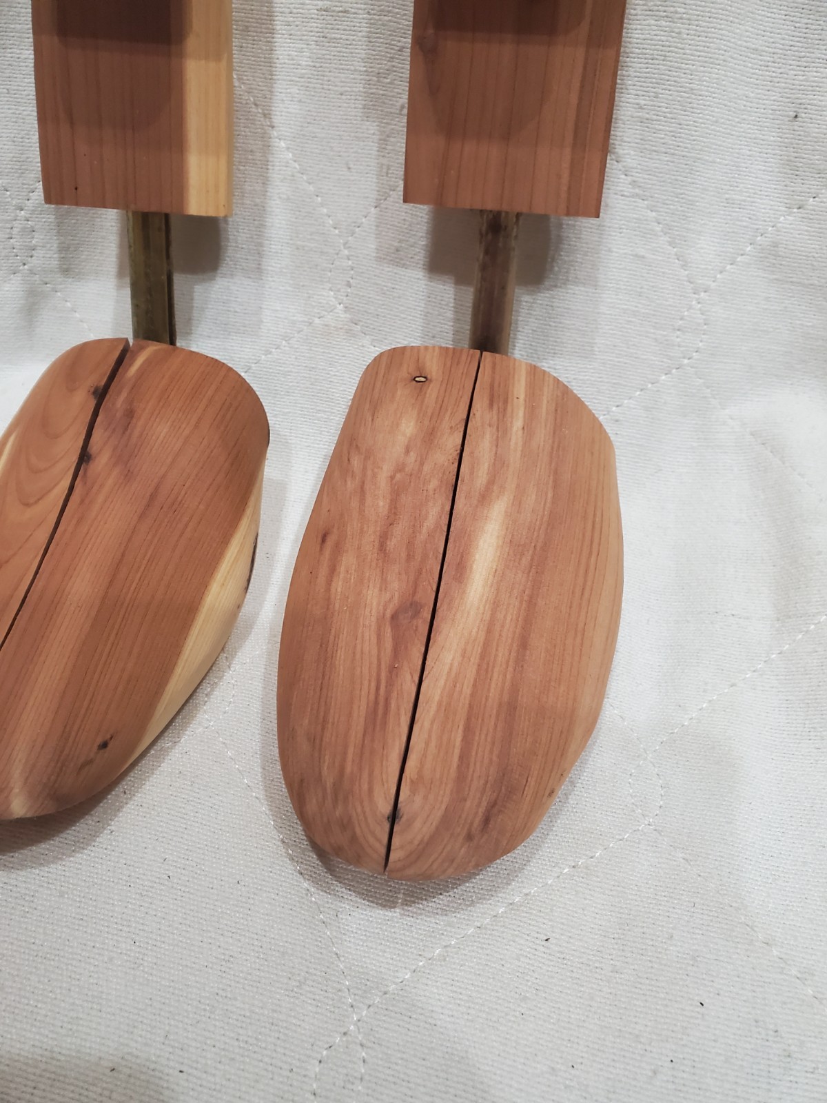 Cole Haan Shoe Tree Wood Split Toe Cedar - Size Large