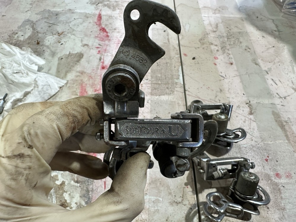 Suntour Derailleur LOT